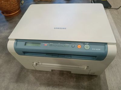 Лот: 24415850. Фото: 1. Мфу Samsung SCX-4220. МФУ и копировальные аппараты