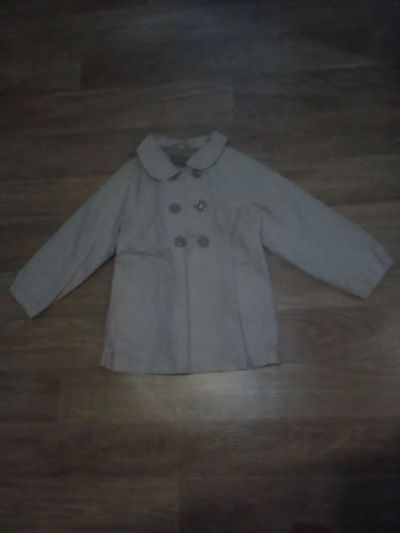 Лот: 11009305. Фото: 1. Пальто для девочки. Верхняя одежда