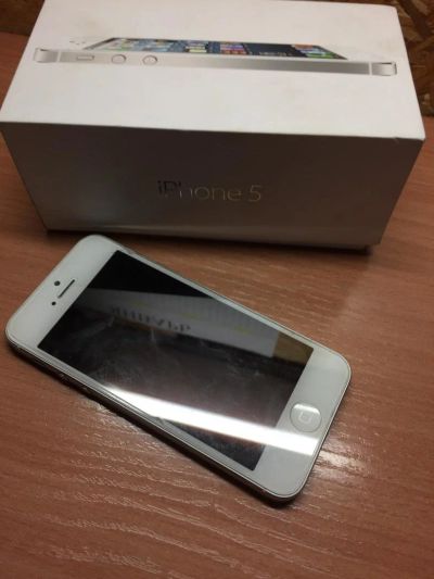 Лот: 10876091. Фото: 1. Iphone 5 16gb (3652). Смартфоны