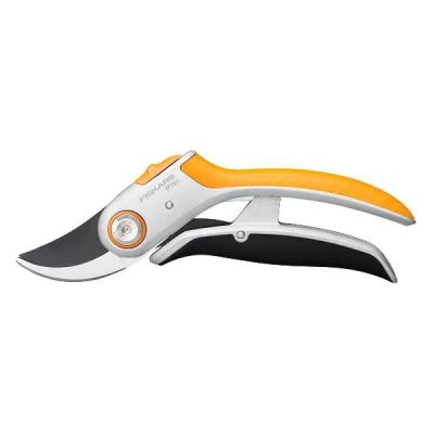 Лот: 24665994. Фото: 1. Секатор Fiskars Plus PowerLever... Ручные орудия труда