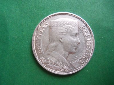 Лот: 23336912. Фото: 1. Латвия 5 лат 1931 г.,серебро. Страны СНГ и Балтии