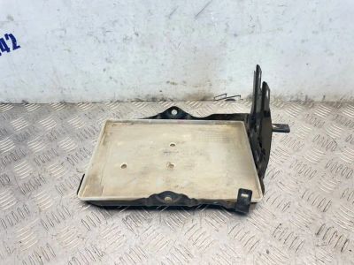 Лот: 25410554. Фото: 1. подставка под АКБ Nissan Almera... Двигатель и элементы двигателя
