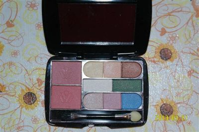 Лот: 2527691. Фото: 1. ТЕНИ ruby rose. Макияж