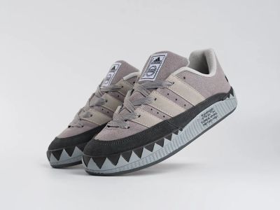 Лот: 24978110. Фото: 1. Кроссовки Adidas ADIMATIC. Кеды, кроссовки, слипоны