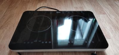 Лот: 18089087. Фото: 1. Индукционная плитка. Плиты, духовые шкафы, варочные поверхности