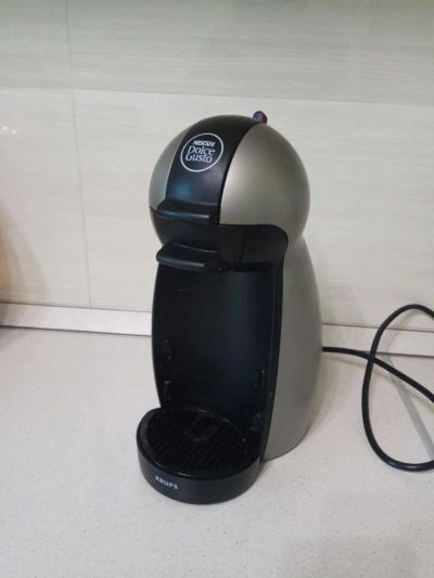 Лот: 10526308. Фото: 1. Кофемашина Nescafe Dolce Gusto... Чайники, кофемашины, кулеры