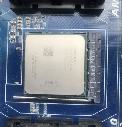 Лот: 20849513. Фото: 1. Процессор AMD Fx-8320. Процессоры