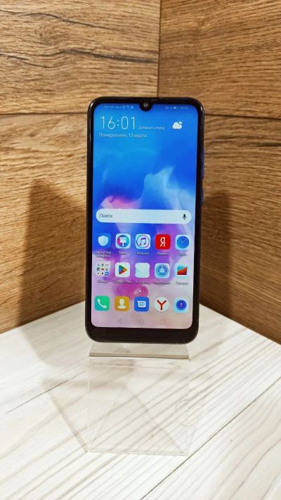Лот: 20028463. Фото: 1. Смартфон Huawei Y6 2019 (1812). Смартфоны