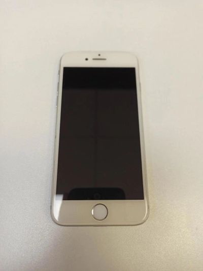 Лот: 17401904. Фото: 1. Apple iPhone 7 128Gb Silver 353802081099410. Смартфоны