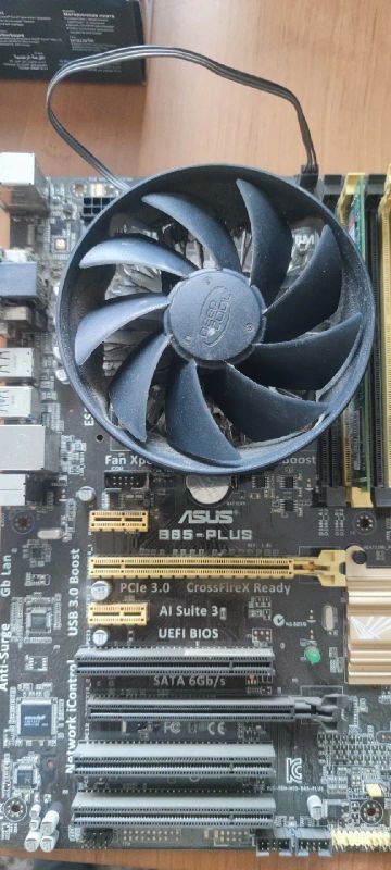 Лот: 19534764. Фото: 1. Материнская плата ASUS B85-PLUS... Материнские платы