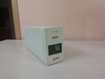 Лот: 13675910. Фото: 1. Бесперебойник Back-UPS 300. ИБП, аккумуляторы для ИБП