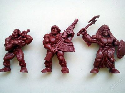 Лот: 1077032. Фото: 1. 7 пластмассовых воинов из настольной... Военная тема