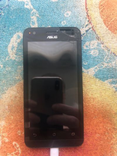 Лот: 18229566. Фото: 1. смартфон ASUS Zenfone ZC451CG... Смартфоны