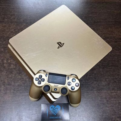 Лот: 21099652. Фото: 1. 40 игр + PlayStation 4 Slim Gold... Консоли