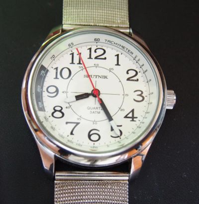 Лот: 8366013. Фото: 1. Sekonda кварцевые часы с механизмом... Оригинальные наручные часы