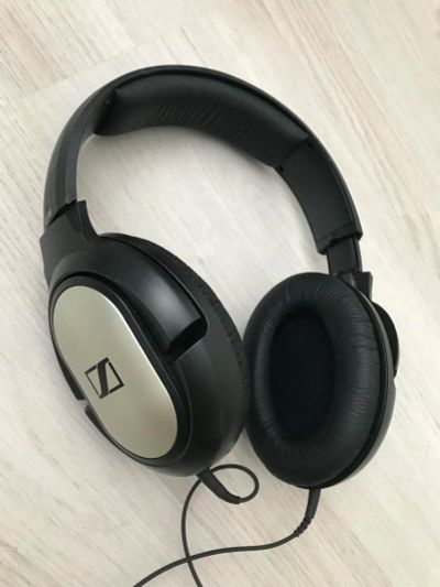 Лот: 10902263. Фото: 1. Наушники Sennheiser HD 180 перегрызан... Наушники, гарнитуры