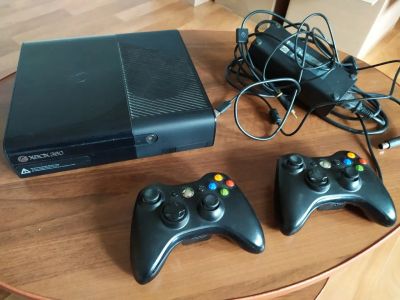 Лот: 20289034. Фото: 1. Xbox 360. Игровые приставки, консоли