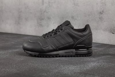 Лот: 10358747. Фото: 1. Adidas ZX 700 М. Кеды, кроссовки, слипоны