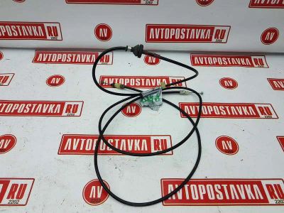 Лот: 20900623. Фото: 1. Трос капота Mitsubishi Galant... Двигатель и элементы двигателя