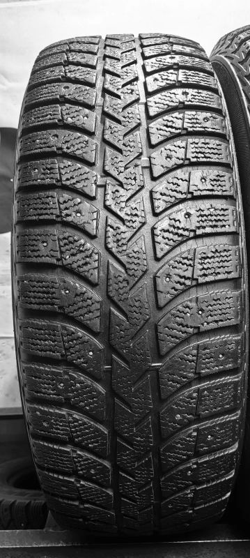 Лот: 24653815. Фото: 1. 265/70R16 112T Bridgestone Ice... Шины