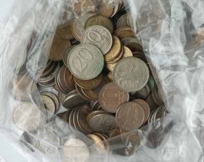 Лот: 25765940. Фото: 1. Российские монеты 700 грамм. Россия после 1991 года