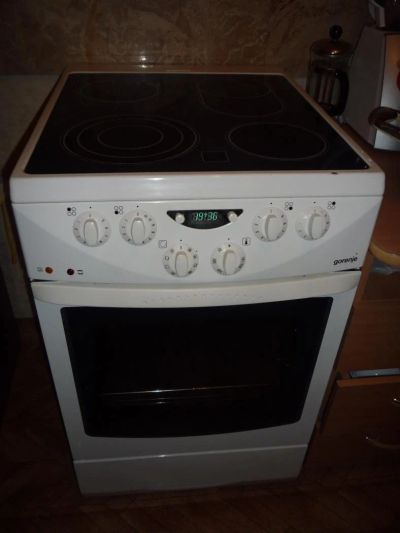 Лот: 4825619. Фото: 1. керамическая электроплита Gorenje... Плиты, духовые шкафы, варочные поверхности