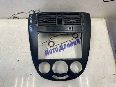 Лот: 21712358. Фото: 1. рамка магнитолы Chevrolet Lacetti... Двигатель и элементы двигателя