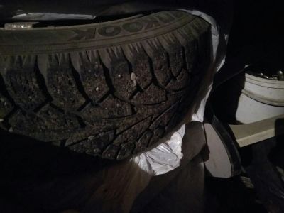 Лот: 10347148. Фото: 1. Зимняя резина Hankook 185/60/15. Шины