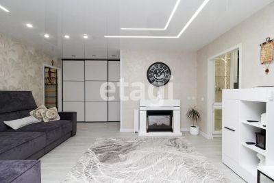 Лот: 25297077. Фото: 1. 3-комн. квартира , Красноярск... Квартиры, студии