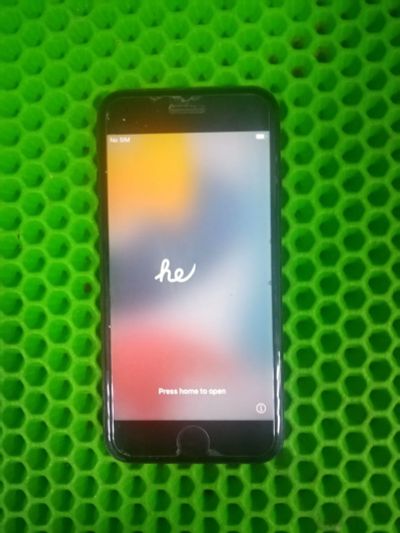 Лот: 22192779. Фото: 1. Iphone 7 32gb (Г1543C). Смартфоны