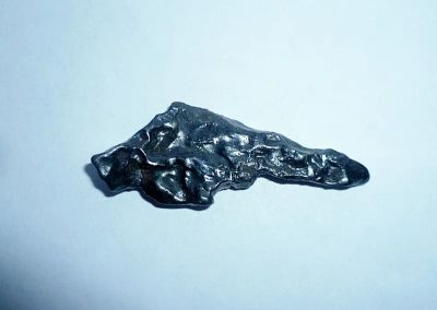 Лот: 7616239. Фото: 1. Метеорит железный Сихотэ-Алинь... Минералы и окаменелости