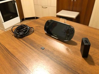 Лот: 11065266. Фото: 1. Sony PlayStation Vita 3G/Wi-Fi... Игровые приставки, консоли