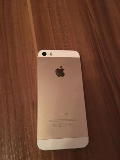Лот: 6628700. Фото: 1. IPhone 5s 16gb Gold. Смартфоны