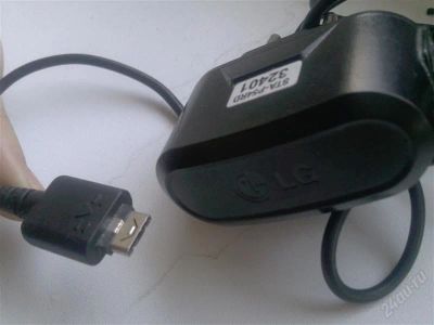 Лот: 762236. Фото: 1. Зарядное от LG. Зарядные устройства, блоки питания, адаптеры сетевые для смартфонов
