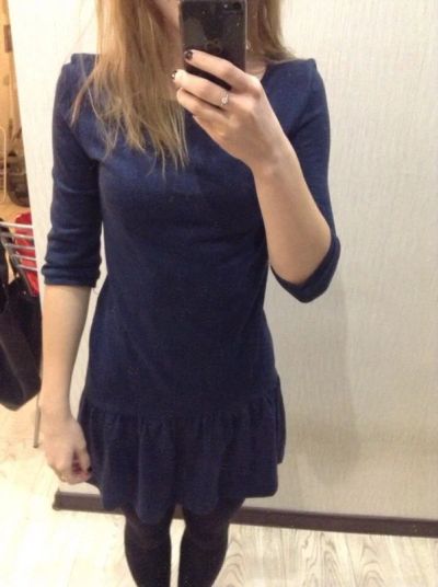 Лот: 5300354. Фото: 1. Темно-синее платье от Bershka. Платья