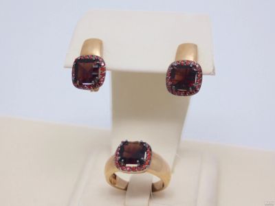 Лот: 13869889. Фото: 1. КОМПЛЕКТ: ЗОЛОТЫЕ СЕРЬГИ И КОЛЬЦО... Комплекты изделий