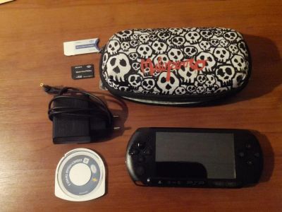 Лот: 5427977. Фото: 1. PSP E-1008 black, прошита,карта... Игровые приставки, консоли