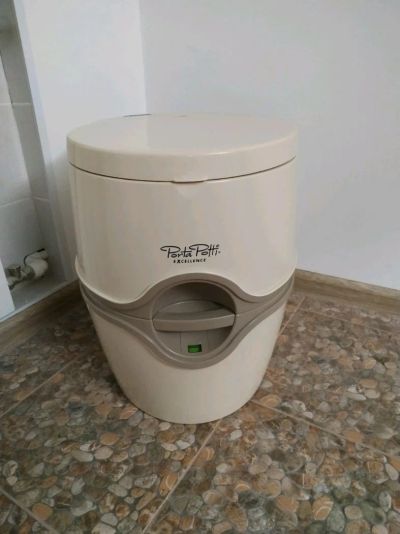 Лот: 13744318. Фото: 1. Биотуалет Thetford Porta Potti... Унитазы, биде