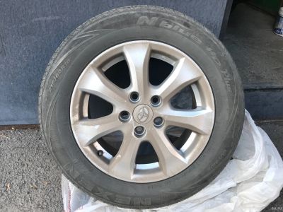 Лот: 13547468. Фото: 1. Шины Nexen Nblue 215-60-16. Шины