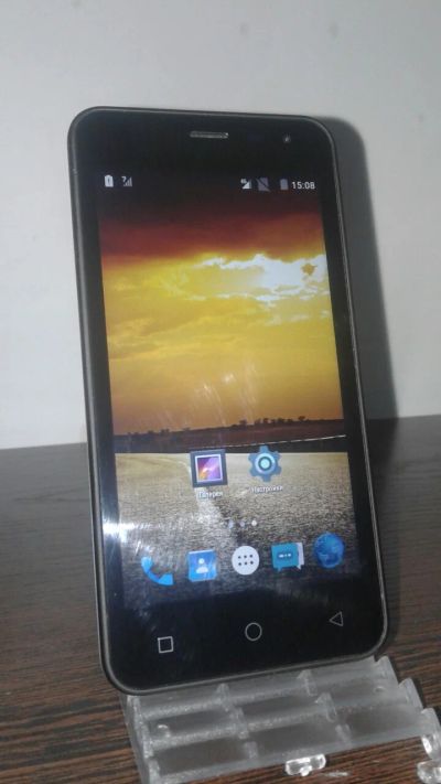 Лот: 11739474. Фото: 1. Смартфон Micromax q415. Смартфоны
