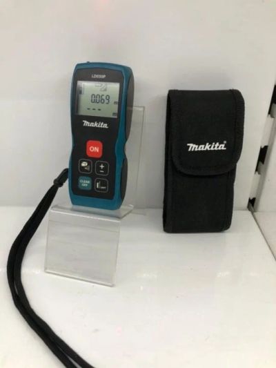 Лот: 18048292. Фото: 1. Лазерный дальномер Makita LD050P. Электроинструмент