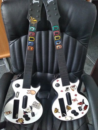 Лот: 15302553. Фото: 1. Guitar Hero 3 Wii Legends of Rock... Аксессуары для игровых приставок, консолей, геймпады