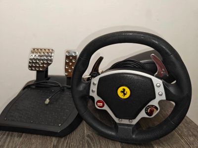 Лот: 25672016. Фото: 1. Игровой руль ThrustMaster Ferrari... Рули, джойстики