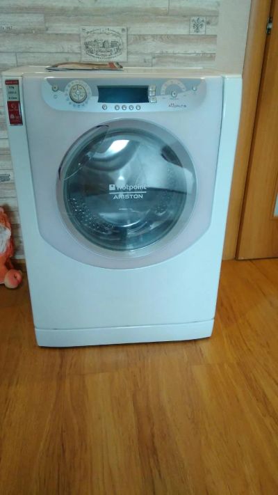 Лот: 18766303. Фото: 1. Стиральная машина Hotpoint Ariston... Стиральные машины