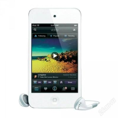Лот: 6128954. Фото: 1. MP3-плеер Apple iPod 4 Touch 32GB... Плееры