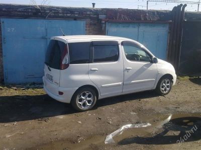 Лот: 2794299. Фото: 1. Toyota Funcargo 2000. Автомобили
