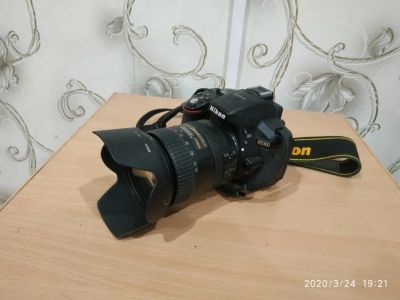 Лот: 15718666. Фото: 1. Продам NIKON D5300 с хорошим объективом... Цифровые зеркальные