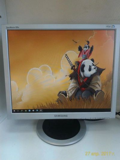 Лот: 9562157. Фото: 1. ЖК-монитор 19" Samsung SyncMaster... ЖК-мониторы