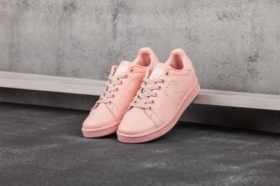 Лот: 8037754. Фото: 1. Кроссовки Adidas Stan Smith x... Кеды, кроссовки, слипоны