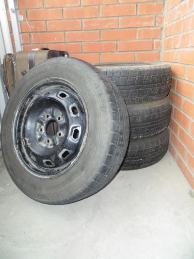 Лот: 4376020. Фото: 1. Продам комплект шин 195/65/15... Шины